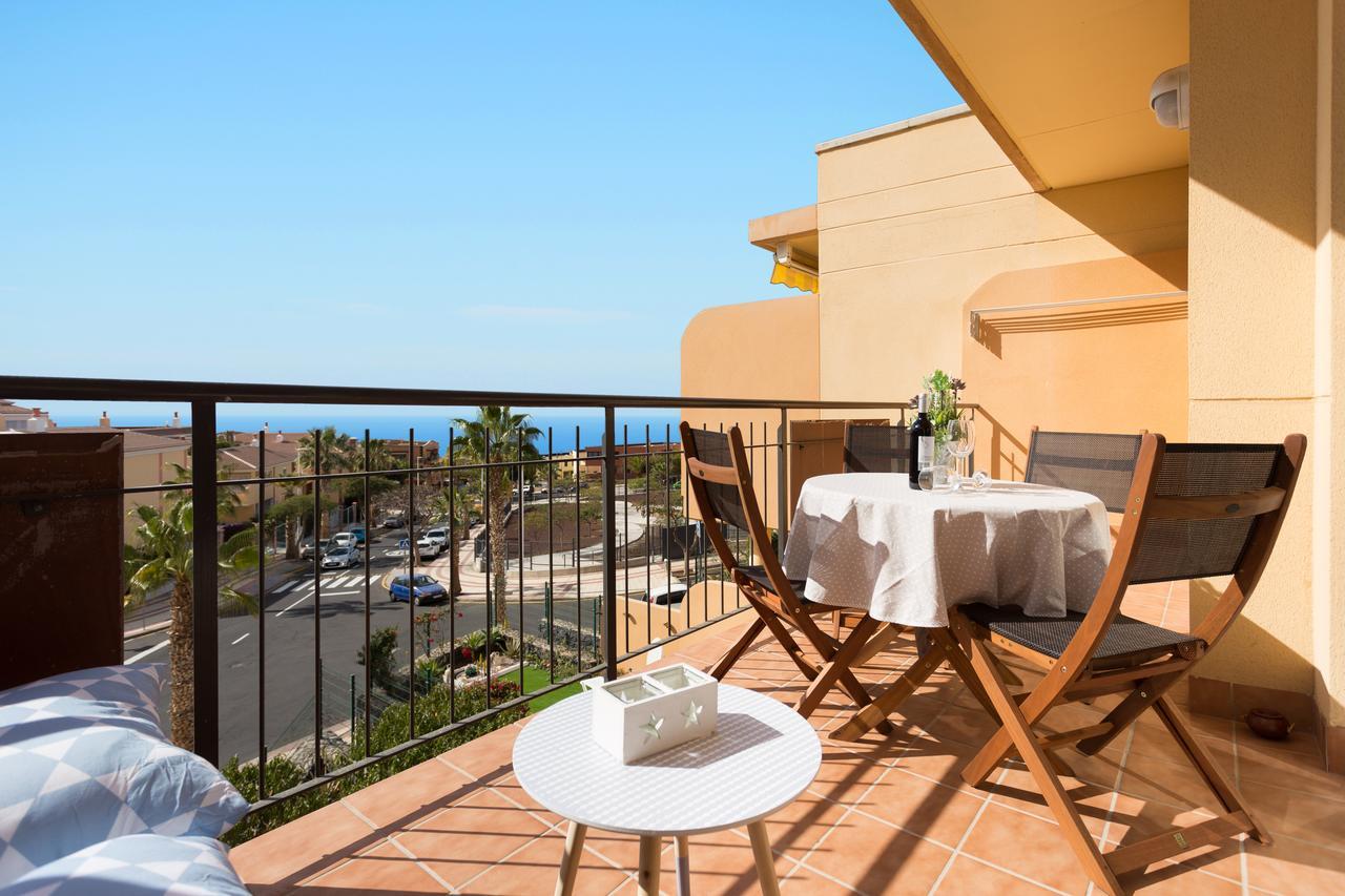 アデヘAdeje With Pool, Sea View And Free Wifiアパートメント エクステリア 写真